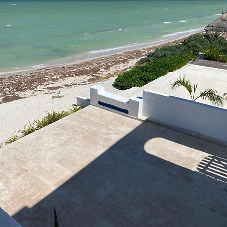 Don Lalo, Family Villa With Sandy Beach At Your Feet. 프로그레소 외부 사진