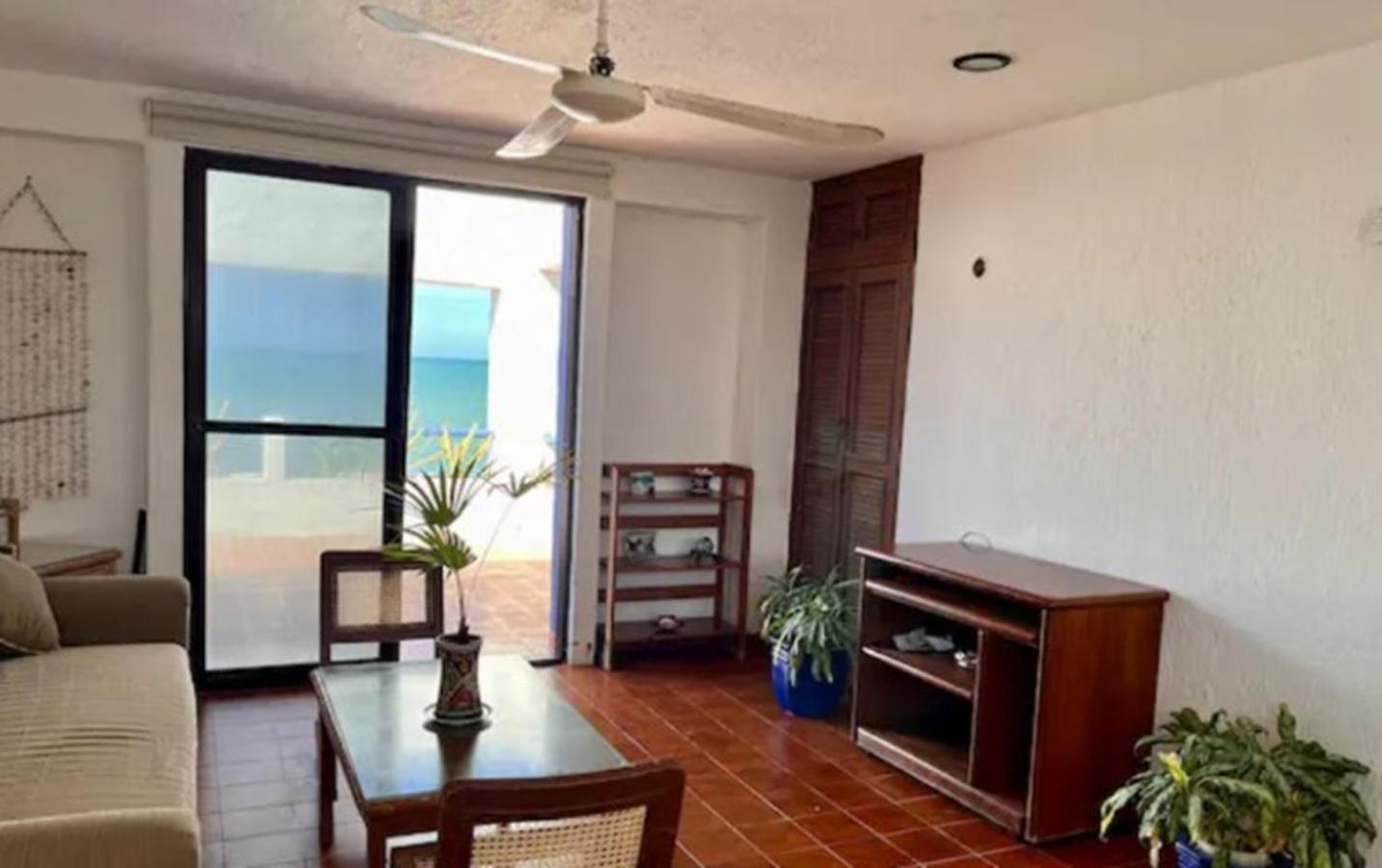 Don Lalo, Family Villa With Sandy Beach At Your Feet. 프로그레소 외부 사진